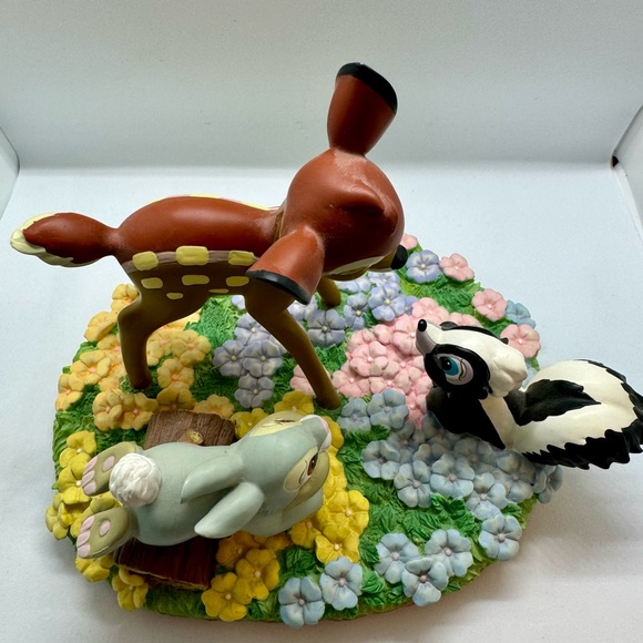 Walt Disney's Animated Classics Bambi with Thumper & Flower Figurine - Picture 6 of 8